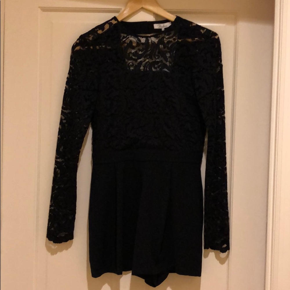 Long sleeve lace romper
